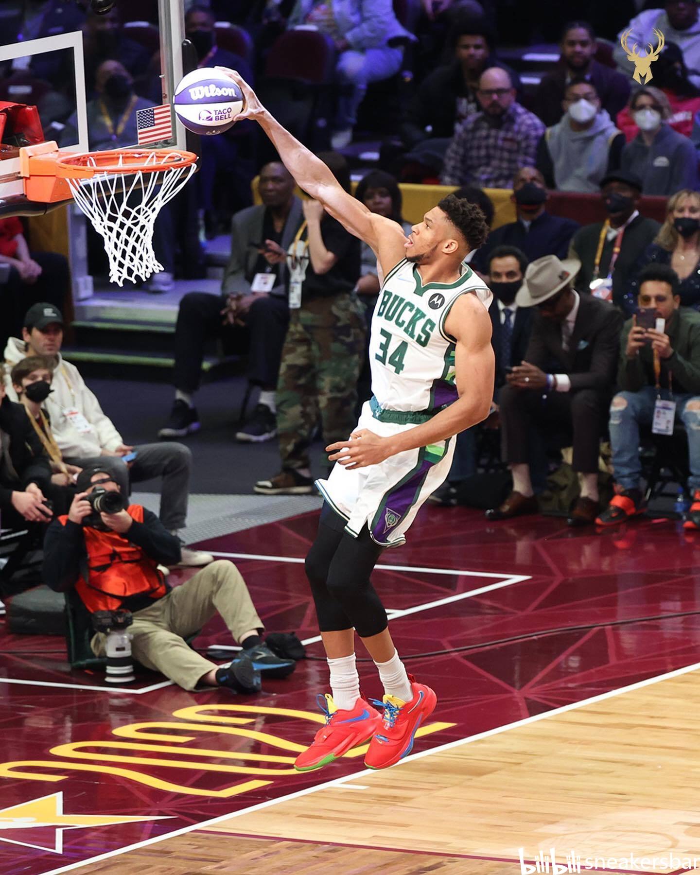 2011年至今欧冠门将失误丢球榜：诺伊尔10次居首，奥纳纳在列（2011年至今欧冠门将失误致丢球榜：诺伊尔10次领跑，奥纳纳上榜）