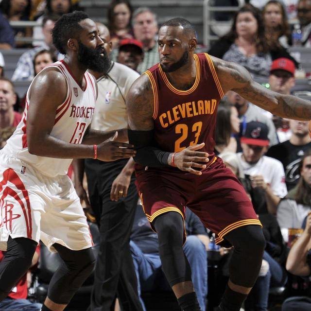 曼晚：曼联季前赛活动安排更合理，阿莫林的纪律约束比较温和（曼晚：曼联季前赛规划更科学，阿莫林的纪律管理相对温和）