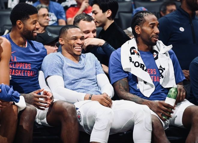 徐正源：争冠过程中球员已在场上竭尽全力；首尔队有很多优点（徐正源：冲冠途中队员已拼到极致，首尔队优点众多）