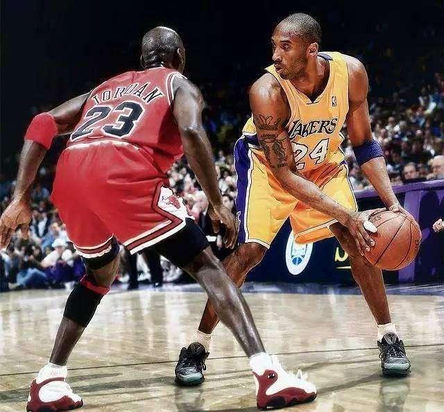 记者：德罗西取消去阿根廷看博卡vs河床的行程，或接手热那亚（记者称德罗西取消赴阿根廷观战博卡对河床，或将接手热那亚）