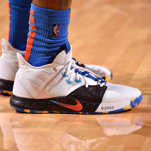 半场：拜仁1-1圣保利，格雷罗扳平，卡尔中柱，洪通吉破门+伤退（半场战报：拜仁1-1圣保利，洪通吉先破门后伤退，格雷罗扳平，卡尔中柱）