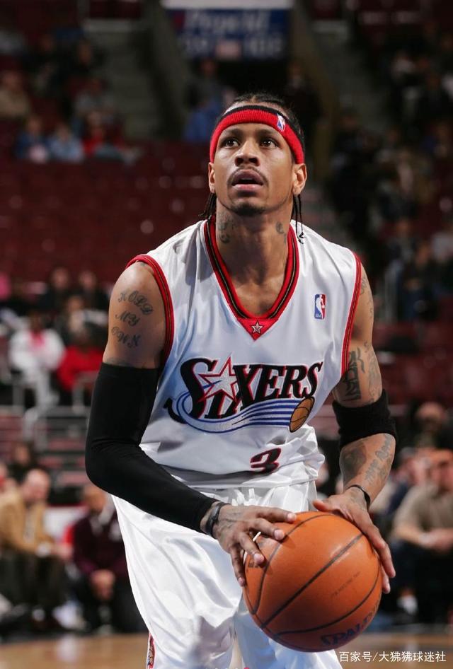 格纳布里：获得巨额收入后曾沉迷奢侈消费，母亲劝我脚踏实地（格纳布里坦言：高薪到手一度沉迷奢侈，母亲劝我务实）