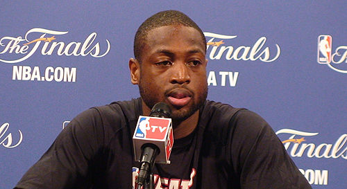 王博豪：那次射门机会我应该打上角；欧洲联赛对我锻炼大（王博豪：那次良机该打上角，欧洲联赛让我收获颇丰）