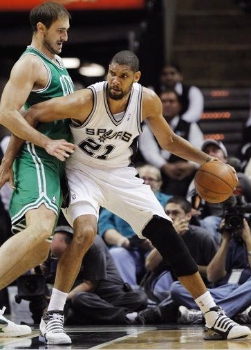 米体：博洛尼亚前锋卡斯特罗表现出色，有望获阿根廷队征召（米体：博洛尼亚前锋卡斯特罗状态出众，有望入选阿根廷国家队）